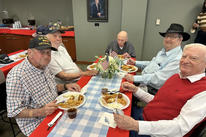 Veterans lunch hosted by First Community Bank